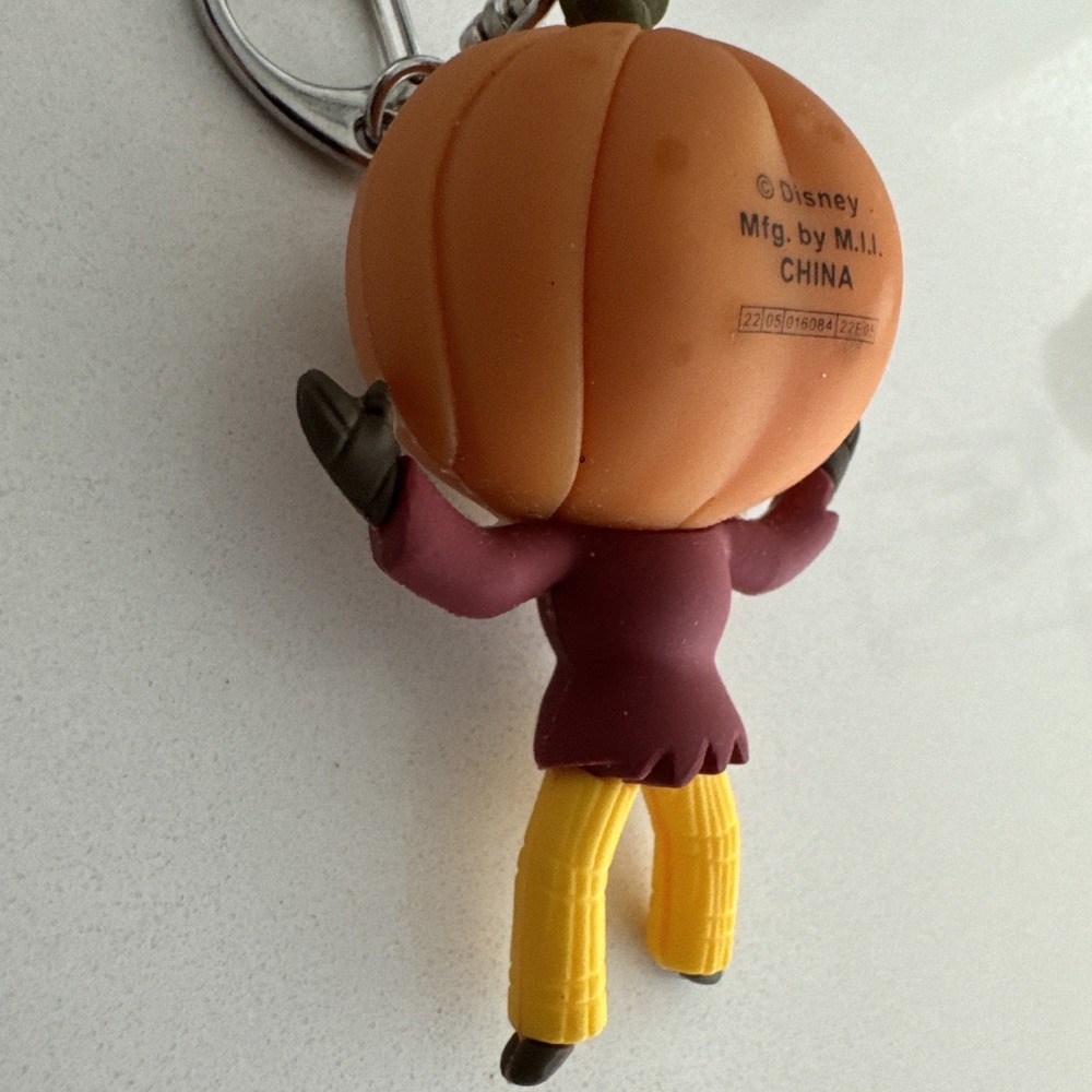 Disney Nightmare Before Christmas Pumpkin King Keychain - Picture 7 of 7